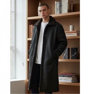 NWOT // Men’s Long Faux Fur Lined Black Coat